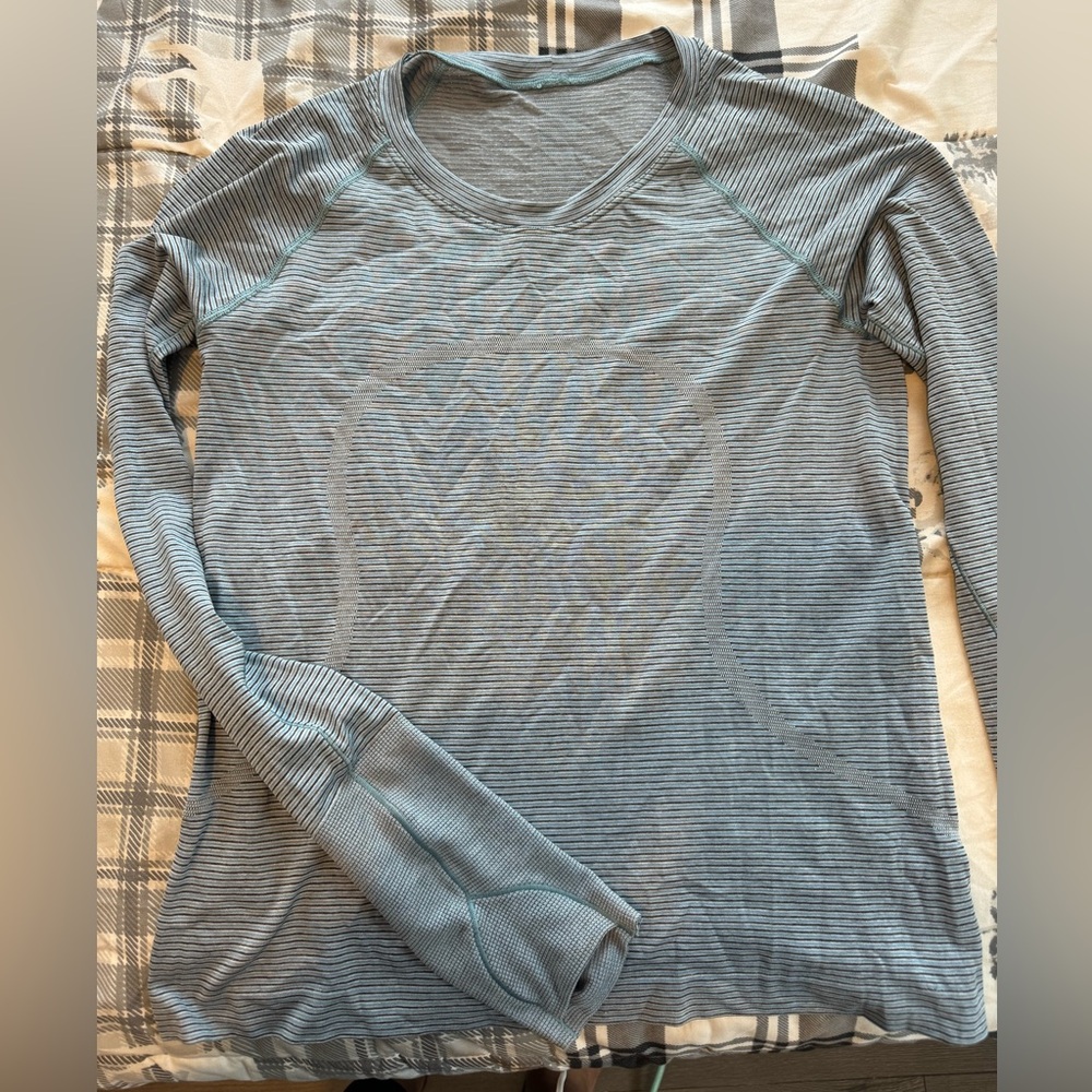 Lululemon long sleeve shirt